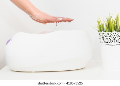 Paraffin Wax Bath Treatment In Beauty Salon