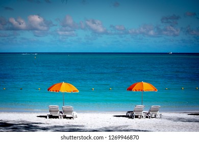 Imágenes Fotos De Stock Y Vectores Sobre Plageparasol