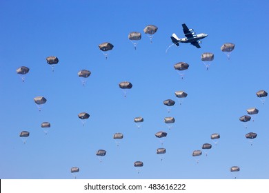 Paratrooper Dropping