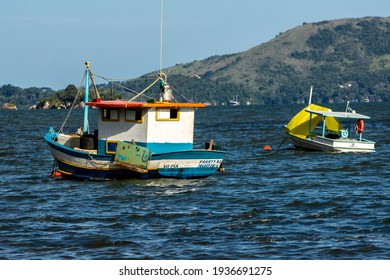 Paraty, Rio De Janeiro, Brazil, January 07, 2014. Fishing Boat Moored At Cabore Beach In The Municipality Of Paraty, South Coast Of The State Of Rio De Janeiro, Brazil