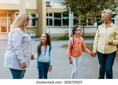 The Parents Came To Pick Up Their Children At School.