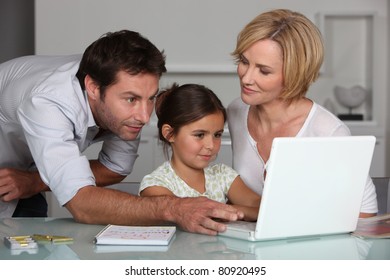 Parents Child Looking Computer Screen Stock Photo 80920495 | Shutterstock