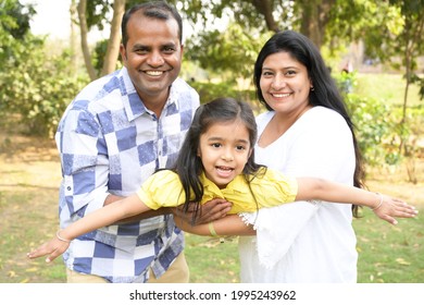 289 Parents lifting their daughter Images, Stock Photos & Vectors ...