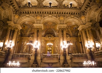 PARIS - DECEMBER 22 : An Interior View Of Opera De Paris, Palais Garnier, It Was Built From 1861 To 1875 For The Paris Opera House An Is Shown On DECEMBER 22, 2012 In Paris. 