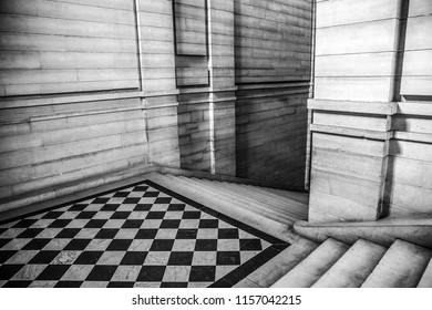 PARIS, FRANCE - 02 SEPTEMBER, 2015: Louvre Indoor. Paris, France.The Museum Is One Of The World's Largest Museums And Historic Monument. Black-white Photo. Paris, France - 02 September.