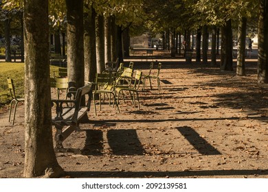 Paris, France - 11 September, 2021 - The Tuileries Garden In The Morning.