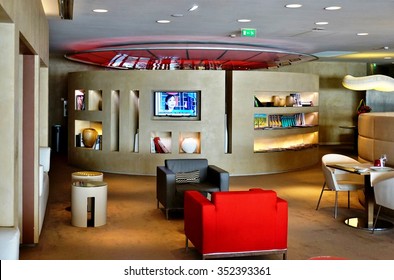 PARIS, FRANCE -15 JULY 2015- The Air France (AF) First Class Lounge Salon La Premiere At Roissy Charles De Gaulle International Airport (CDG) Has Been Voted Best Airline First Class Lounge By Skytrax.