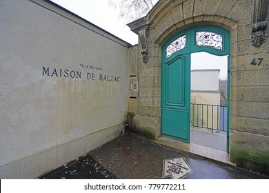 PARIS, FRANCE -20 DEC 2017- View Of The Maison De Balzac, A A Writer's House Museum In The Former Residence Of French Novelist Honoré De Balzac Located On Rue Raynouard In Paris, France.