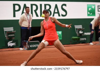 Paris, France - 22 May 2022: Roland Garros Tennis - Magda Linette (POL) Playing Ons Jabeur (TUN) In The 1st Round - 