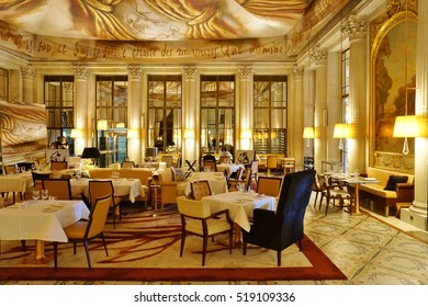 PARIS, FRANCE -5 NOV 2016- The Hotel Meurice Is A Luxury Historic Hotel Located In The First Arrondissement Of Paris On The Right Bank Next To The Tuileries Garden And The Louvre Museum.