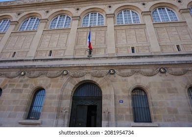 Paris, France - April 2021 - 19th Century, Renaissance-style Facade Of Sainte-Geneviève University Library, On Cujas Street, In The Latin Quarter ; Names Of Historical Figures Are Engraved On The Wall