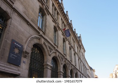 Paris, France - April 2021 - Low Angle View Of The Facade Of The Sixth-form College Lycée Louis-le-Grand, A High School That Houses One Of France's Most Elitist Preparatory Classes For 