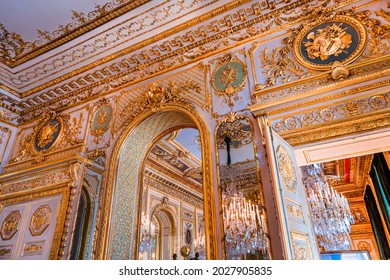 PARIS, FRANCE, AUGUST 11, 2021 : Interiors And Architectural Details Of Hotel De La Marine, In Place De La Concorde.