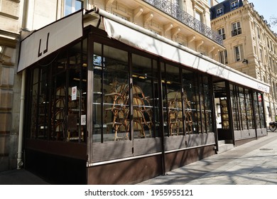 Paris, France. A Cafe That Is Closed Under The Influence Of The Coronavirus. April 4, 2021.