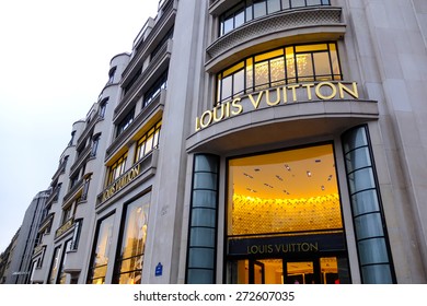 PARIS, FRANCE - FEBRUARY 25 : Louis Vuitton's clothing store in Champ Elysees Avenue on February 25, 2012 in Paris, France.