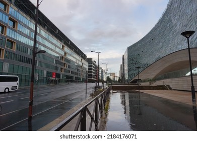 Paris, France - Jan. 2021 - Perspective View On The Office Buildings Of Pierre Mendès France Avenue, In Paris-Rive Gauche Business District, Near Gare D'Austerlitz Railway Station, On A Rainy Day