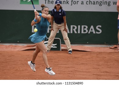 
PARIS, FRANCE - JUNE 1:  Maria Sakkari (GRE) Competes In Round 3 At The The French Open On June 1, 2018 In Paris, France.