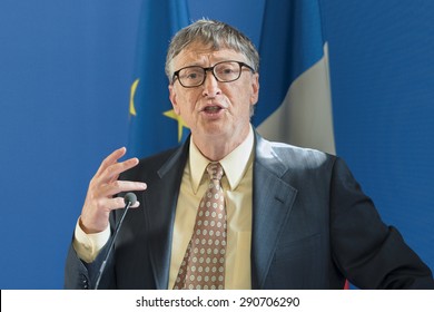PARIS, FRANCE - JUNE 25, 2015 :Bill Gates during the signing of a partnership vaccination in the Sahel with France at french Ministry of Foreign affair.