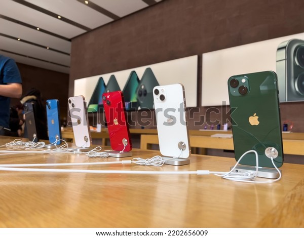 Paris,\
France - Mar 18, 2022: Row of Apple SE 3 smartphone, iPad Air 5\
tablet, Mac Studio M1 Ultra, and new Studio Display during the\
sales launch at the Apple Inc. flagship\
store