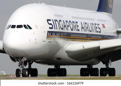 Singapore airlines stock