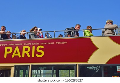 Paris; France - march 31 2019 : a touristy bus in front of The Trocadero 