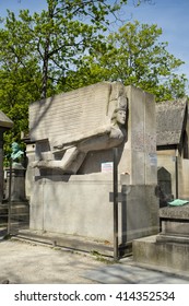 PARIS, FRANCE - MAY 2, 2016: Oscar Wilde 's grave in the Pere Lachaise Cemetery. Oscar Fingal O'Flahertie Wills Wilde was an Irish playwright, novelist, essayist, and poet.