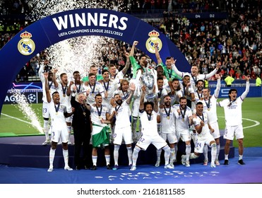 Paris, FRANCE - May 28, 2022: 
Real Madrid players celebrate lifting the trophy after winning the UEFA Champions League final LIVERPOOL FC v REAL MADRID CF at the Stade de France.
