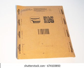 Amazon Envelope Images Stock Photos Vectors Shutterstock