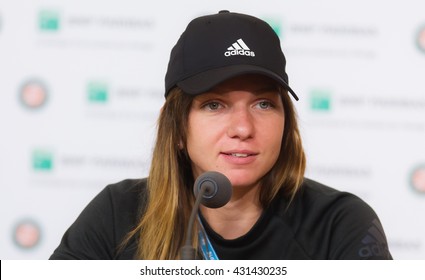 PARIS, FRANCE - MAY 31 : Simona Halep Talks To The Media At The 2016 French Open