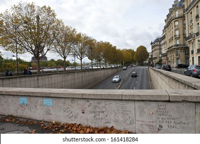 PARIS, FRANCE - NOV 2ND 2013: The Pont De L'Alma Tunnel Where On 31/8/97, Princess Diana Was Fatally Killed In A Car Crash.  The Tunnel Is Now Covered In Messages Of Remembrance On 2nd November 2013.