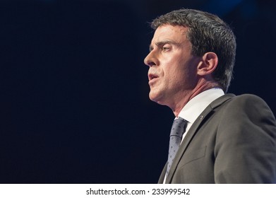 PARIS, FRANCE - NOVEMBER 27, 2014 : Prime Minister Manuel Valls During The 97th Congress Of France Mayors In Exhibition Center Of Porte De Versailles