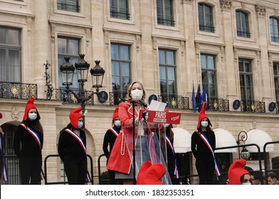 Paris, France - Oct. 10, 2020 - Ludovine De La Rochère, President Of La Manif Pour Tous, Delivers A Speech At A Protest In Place Vendôme Against Modern Slavery, MAP Without A Father And Surrogacy