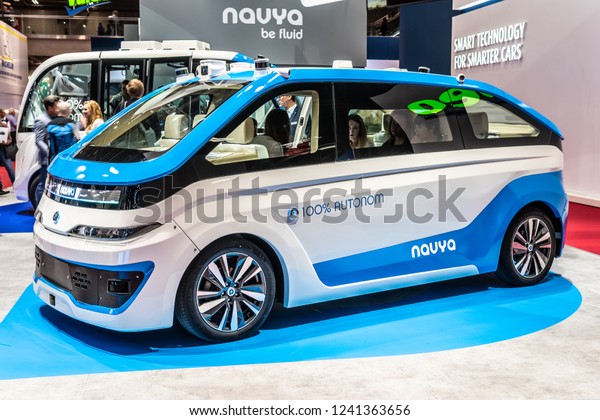 Paris, France, October 02, 2018: NAVYA Autonomous\
Vehicles, AUTONOM CAB TAXI, driverless and electric, innovative,\
effective, clean and intelligent mobility solution, at Mondial\
Paris Motor Show