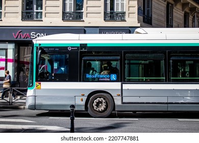 Paris, France - September 14, 2022 Bus Driving Through The Streets Of Paris, Buses Are Inexpensive And Drop You Off At Any Location In The Capital Quite Quickly, Many Of Its Buses Run On Gas