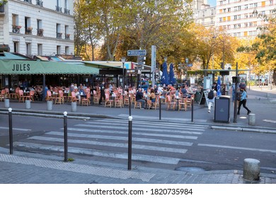 Paris, France - September 20 2020 : Parisian Café Terraces And Their Customers