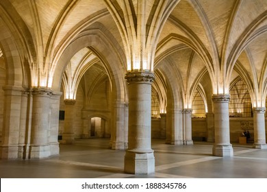 Paris, France – September 30, 2017. The Rayonnant gothic Hall of the Guards (Salle des Gens d’Armes) at the Conciergerie building in Paris. 