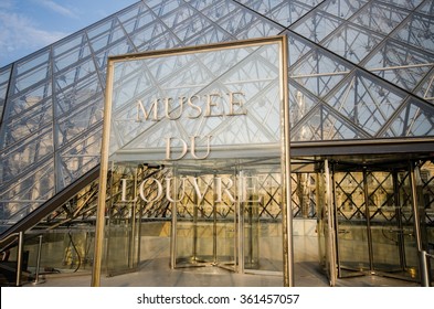 Paris - JUNE 5: Louvre Museum Entrance On June 5 In Paris, Franc