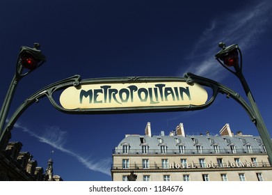 Paris Metro Sign