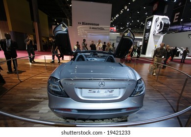 Salon De L Auto Paris Images Stock Photos Vectors Shutterstock