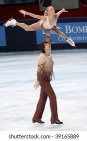 PARIS - OCTOBER 16: Maria Mukhortova And Maxim Trankov Of Russia During Pairs Short Skating Event At Eric Bompard Trophy At Palais-Omnisports De Bercy October 16, 2009 In Paris.