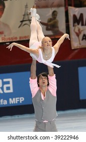 PARIS - OCTOBER 17: Maria Mukhortova And Maxim Trankov Of Russia During Pairs Free Skating Event At Eric Bompard Trophy At Palais-Omnisports De Bercy October 17, 2009 In  Paris, France.