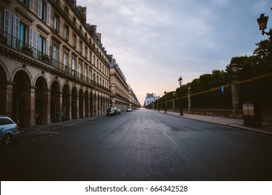 55,793 Paris Street Background Images, Stock Photos & Vectors ...