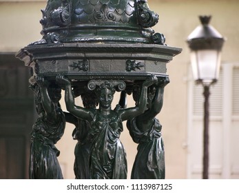 Imágenes Fotos De Stock Y Vectores Sobre Fontaine Eau