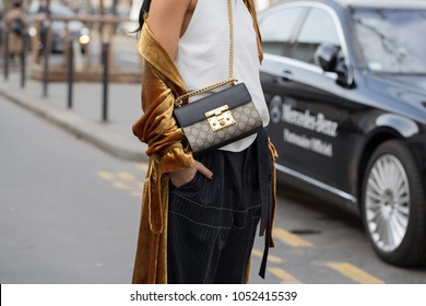 PARIS-MARCH 2, 2017. Street Style Meanwhile Paris Fashion Week. Ready To Wear.