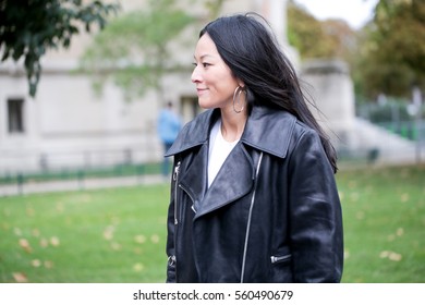 Parisseptember 30 2016 Tina Leung Going Stock Photo 560490679