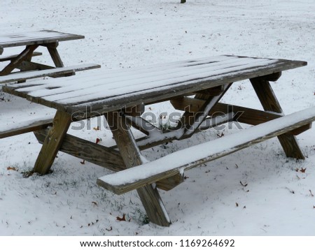 park-during-winter-timeoutdoor-table-450w-1169264692.jpg