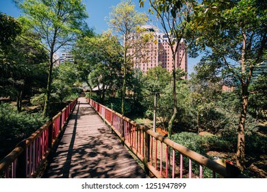 Park La Presidente In Poblado, Medellín - Colombia