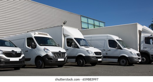 Parkgesellschaft spezialisierte Lieferung mit Kleinlastwagen und Kleinwagen