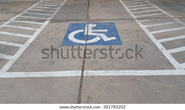 Parking cripple,Disabled
parking sign