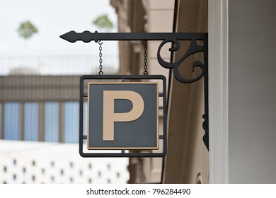 Parking sign on the house